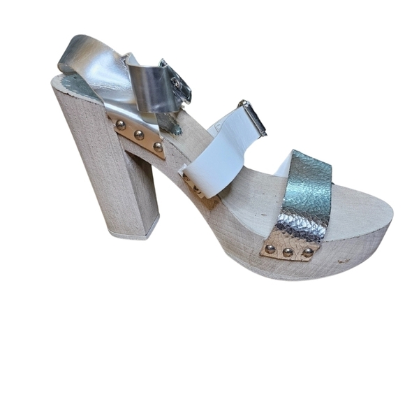 Aldo White and Silver Leather Platform Sandals Size 9 - Picture 1 of 6